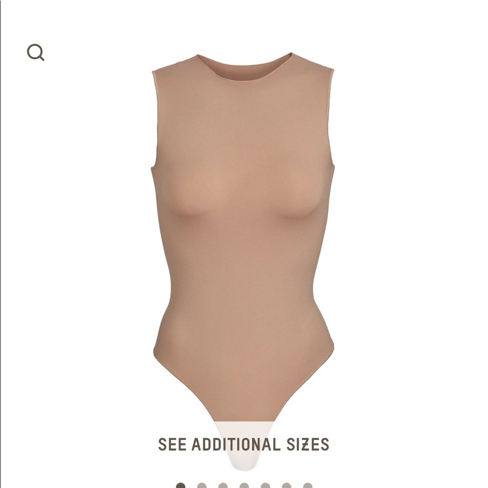 SKIMS ESSENTIAL BODYSUIT XXS/XS